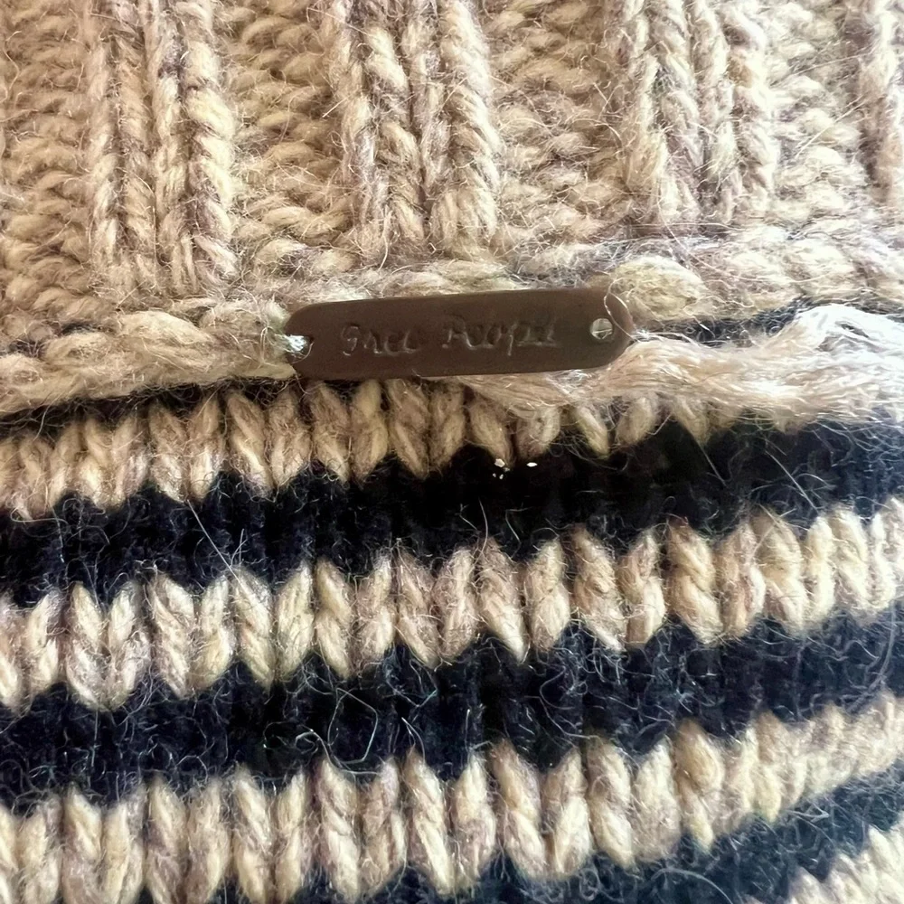 FREE PEOPLE long boho knit cardigan - Picture 4 of 4